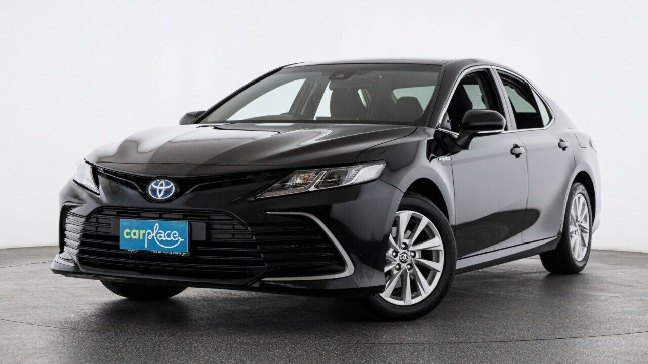 Toyota Camry image 1