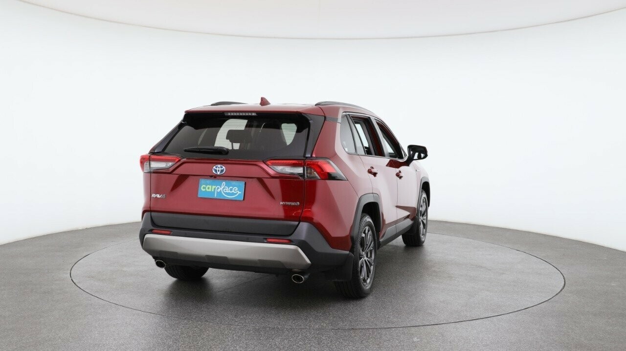 Toyota Rav4 image 3