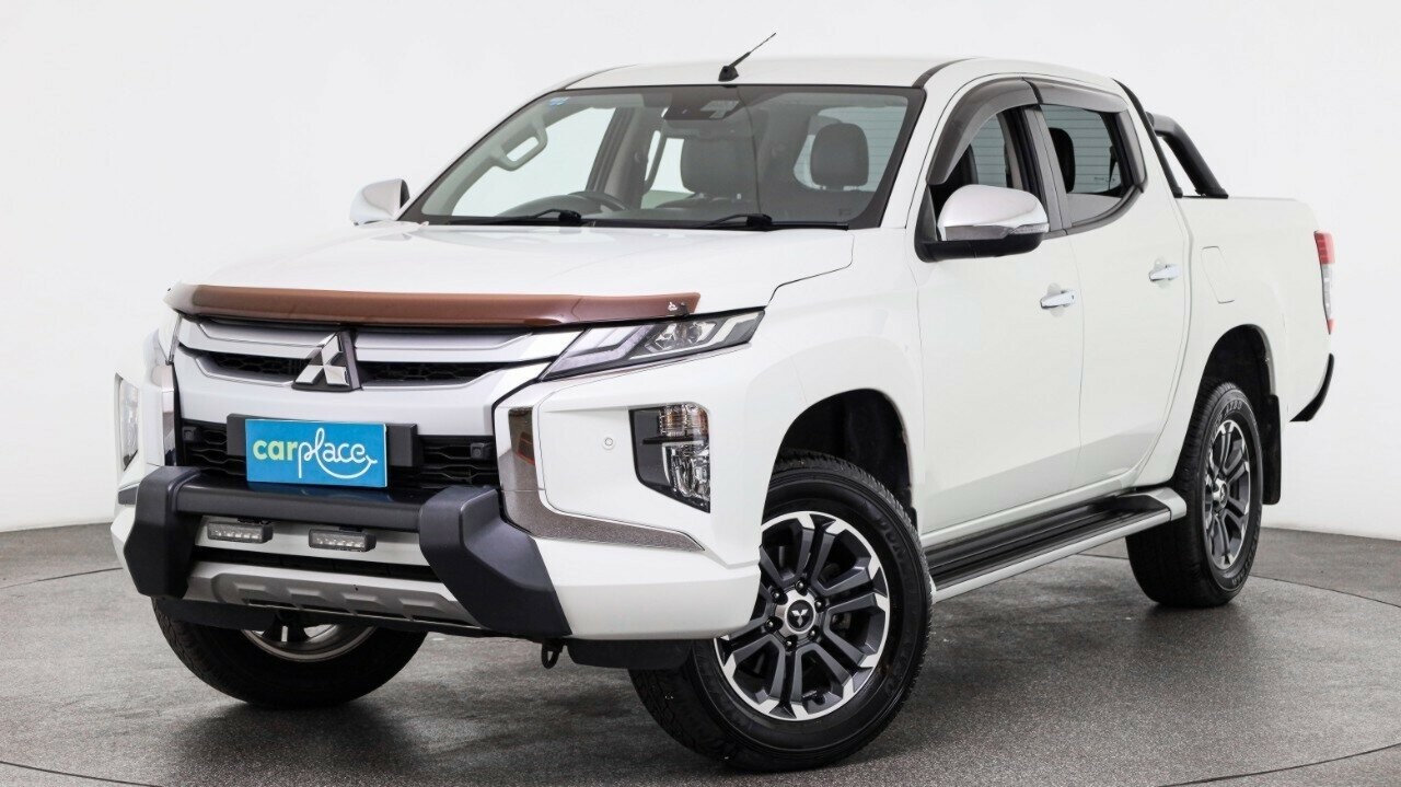 Mitsubishi Triton image 1