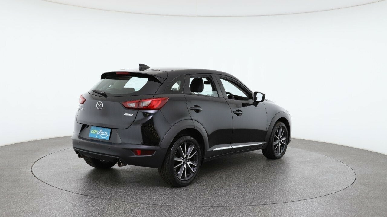 Mazda Cx-3 image 4