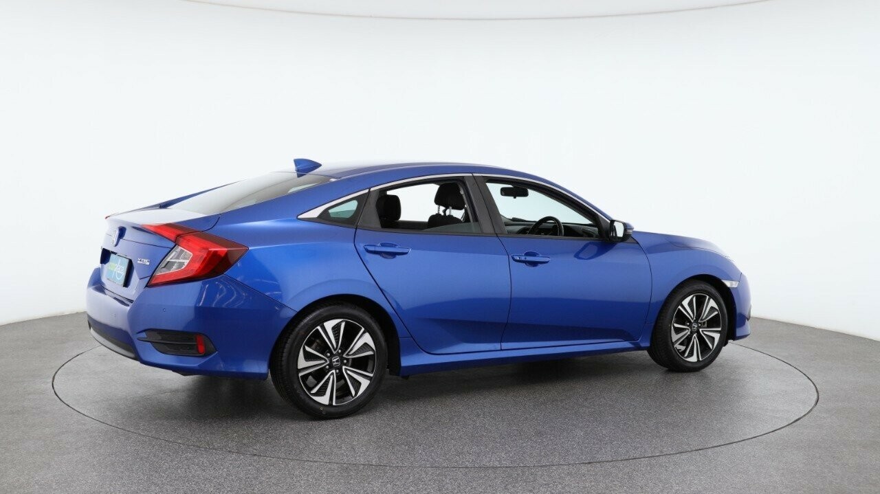 Honda Civic image 4