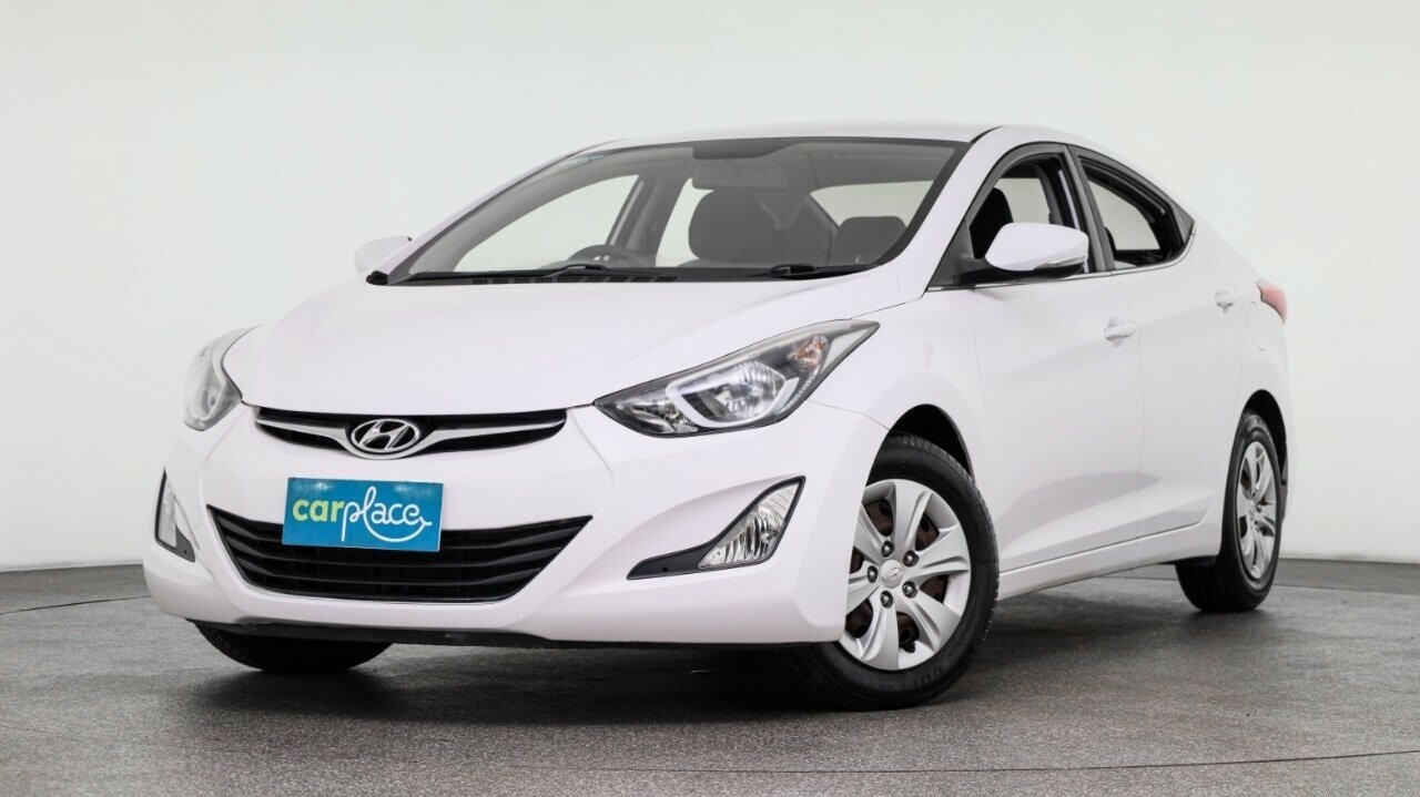 Hyundai Elantra image 1