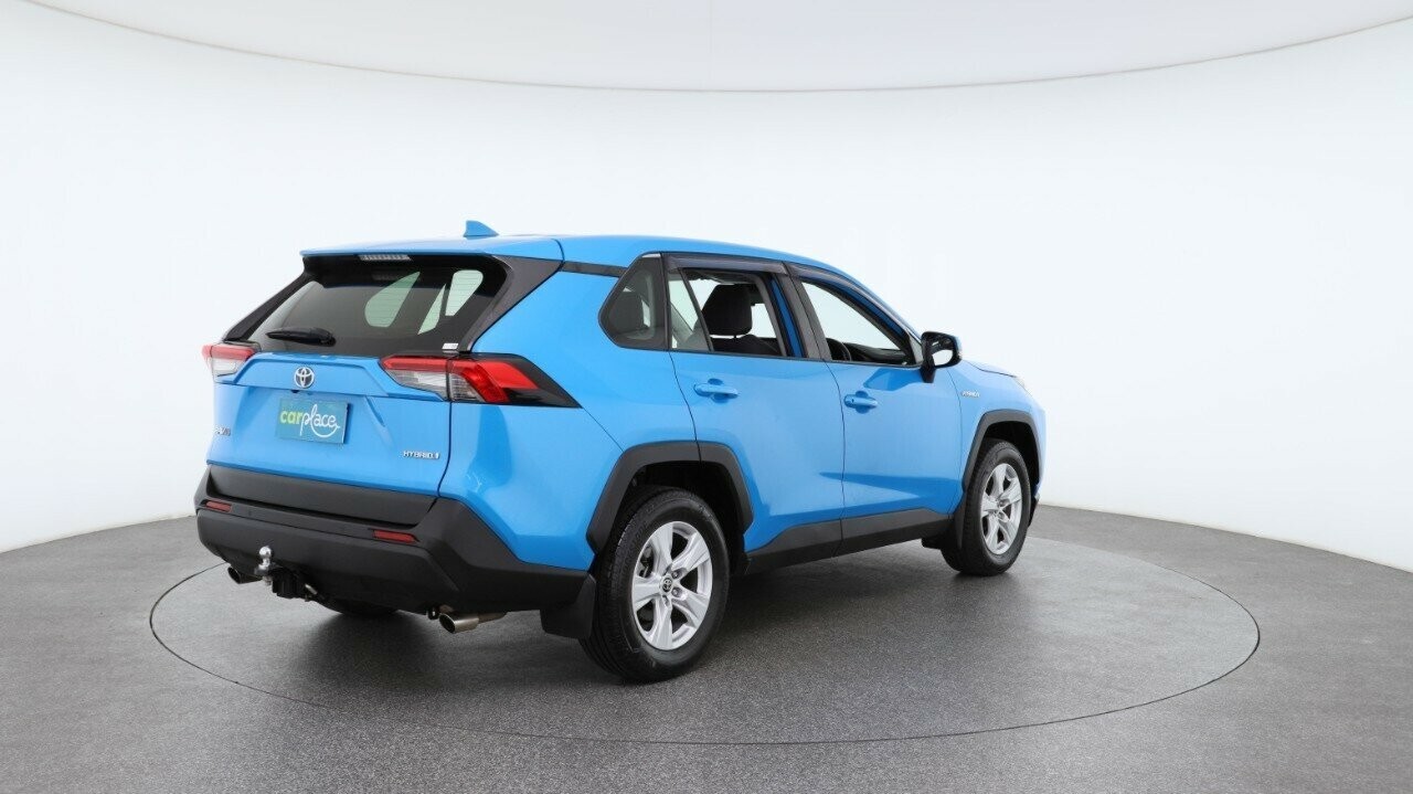 Toyota Rav4 image 4