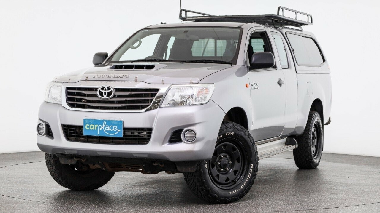 Toyota Hilux image 1