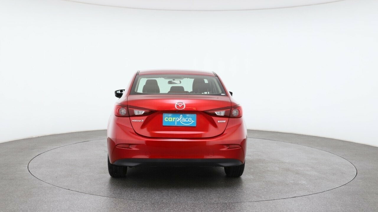 Mazda 3 image 2