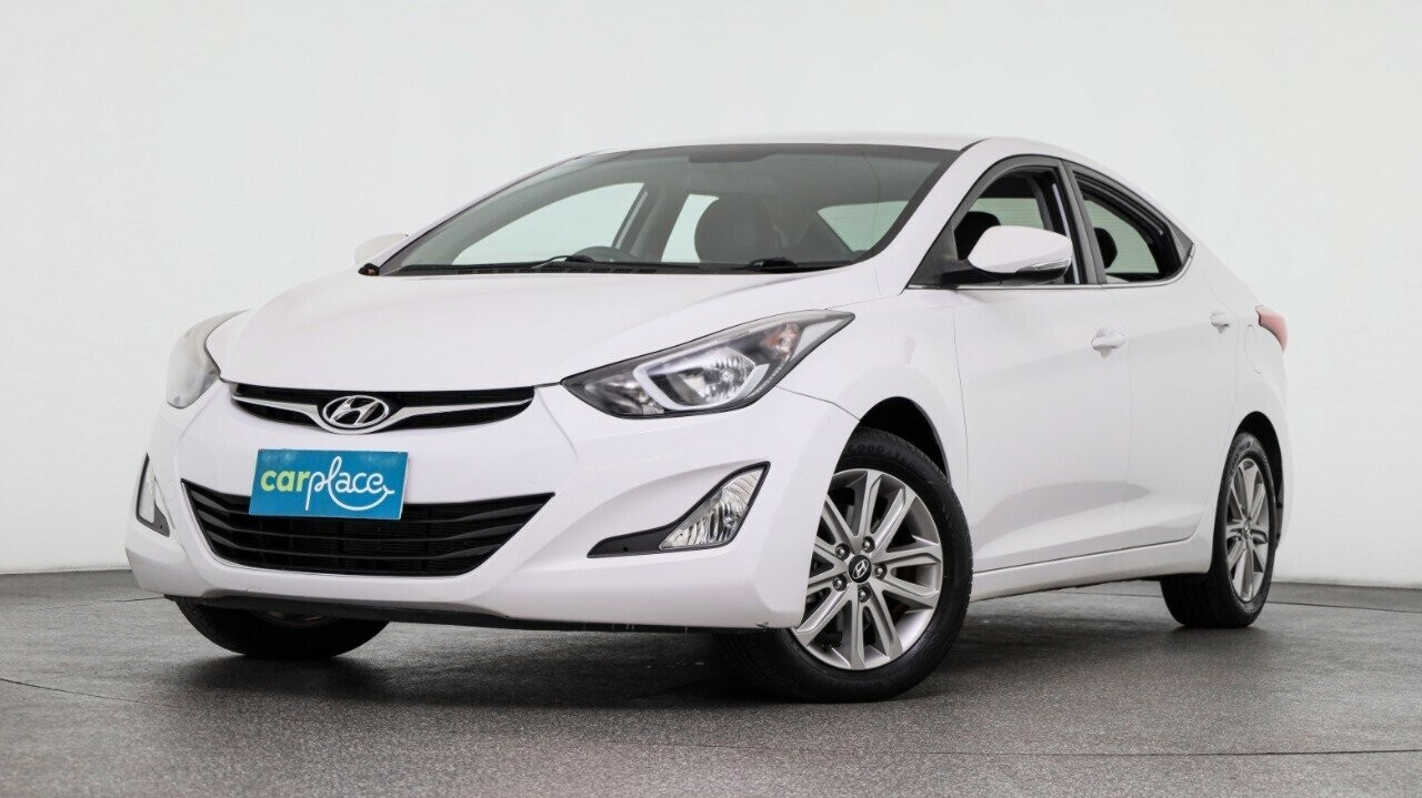 Hyundai Elantra image 1