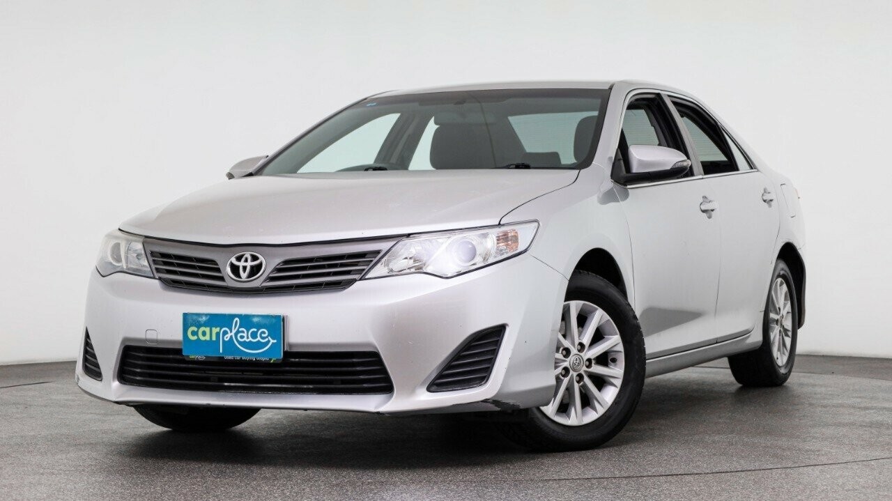 Toyota Camry image 1