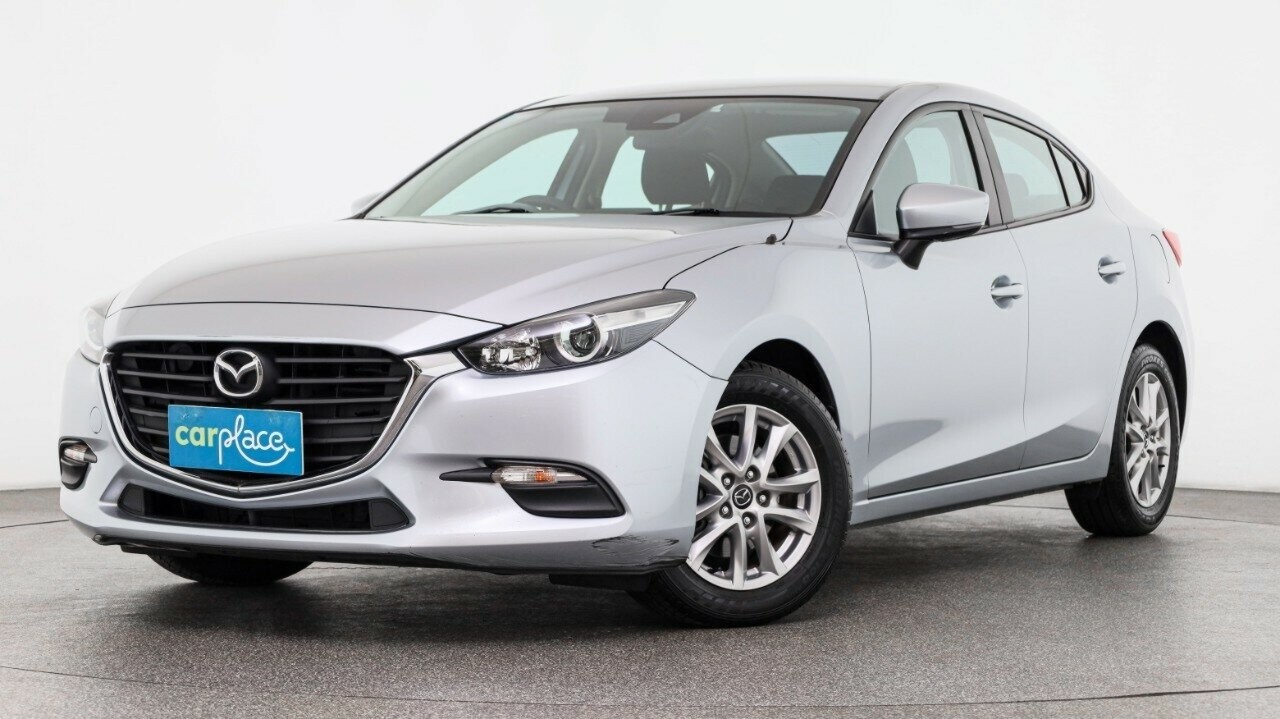 Mazda 3 image 1