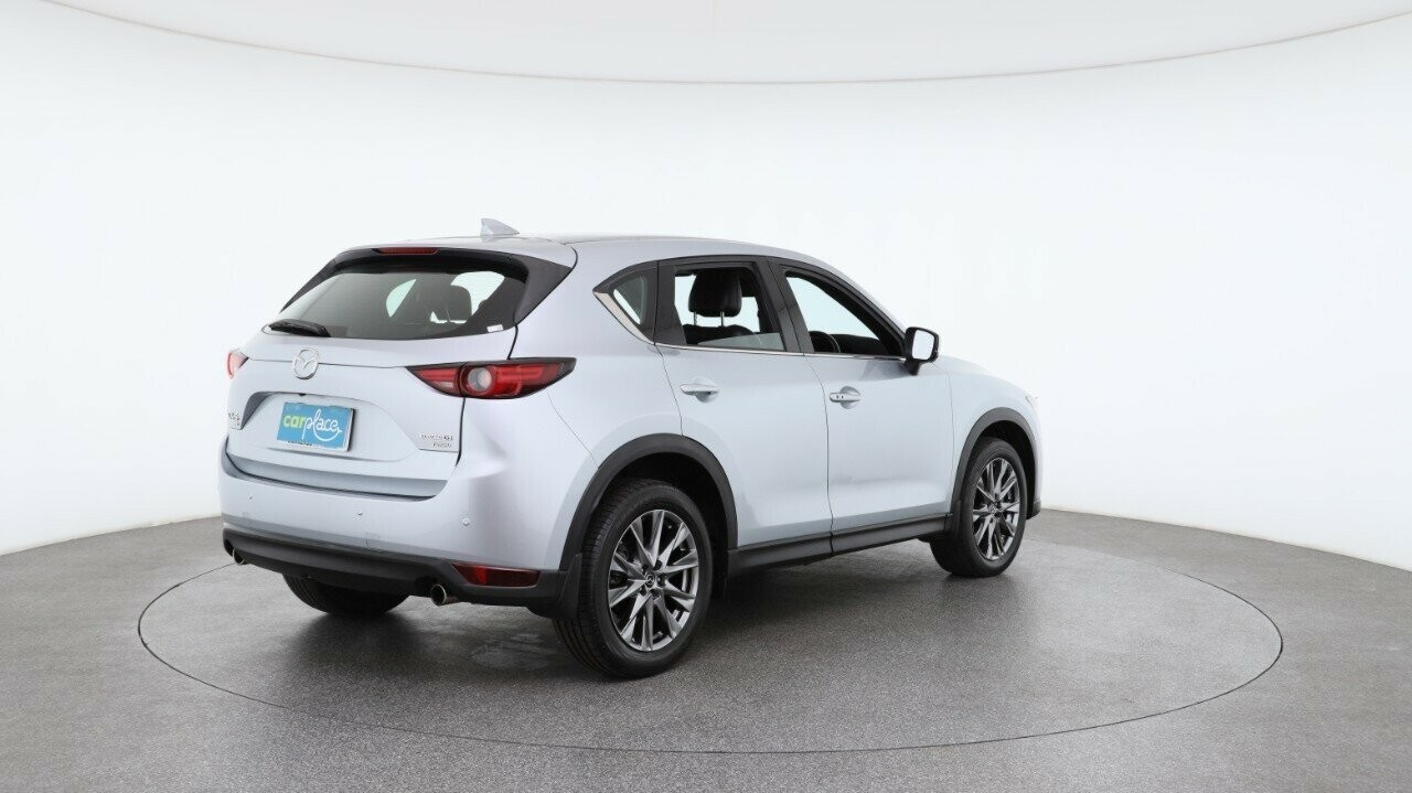 Mazda Cx-5 image 4