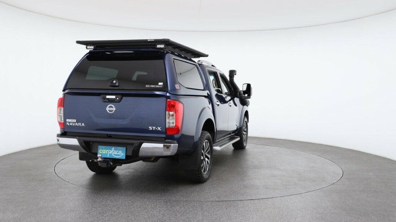 Nissan Navara image 4