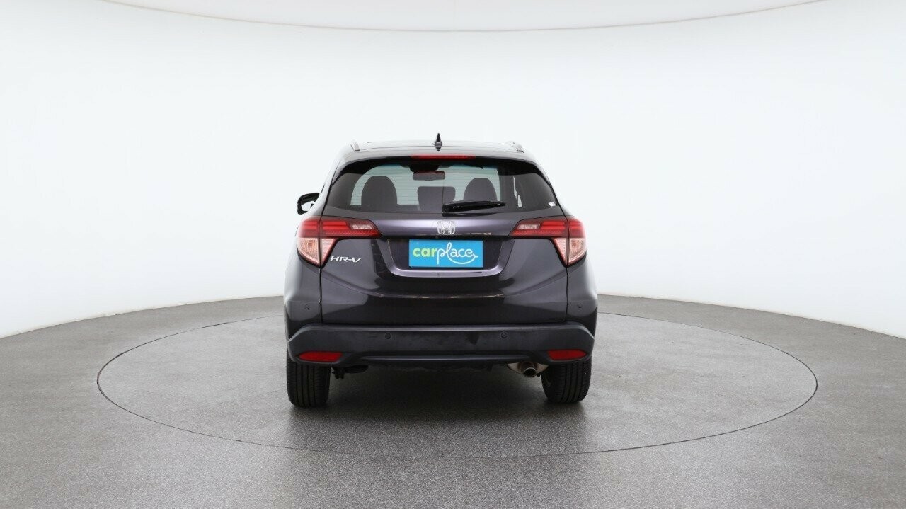 Honda Hr-v image 2