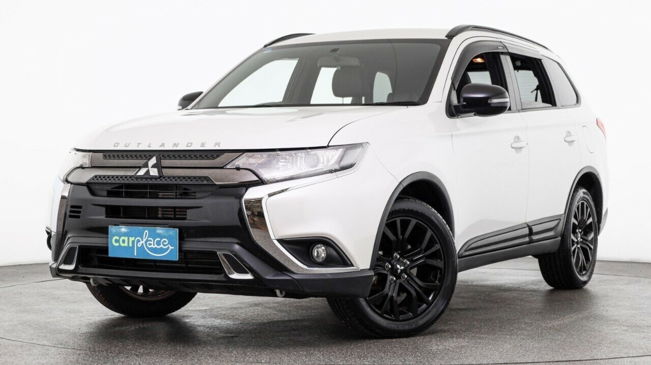 Mitsubishi Outlander image 1