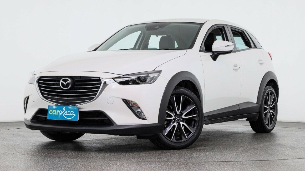 Mazda Cx-3 image 1