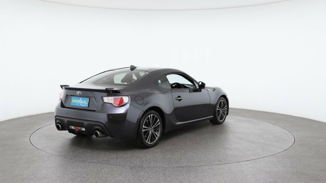 Toyota 86 image 4