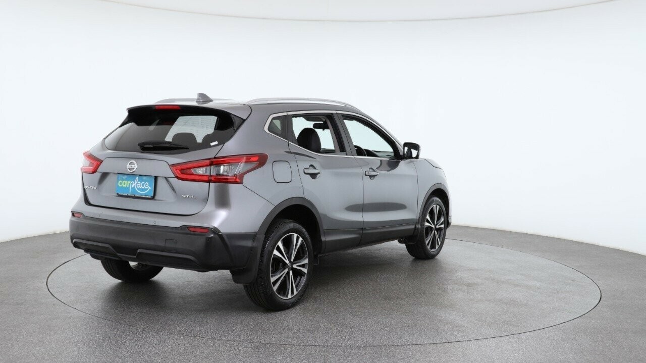 Nissan Qashqai image 4