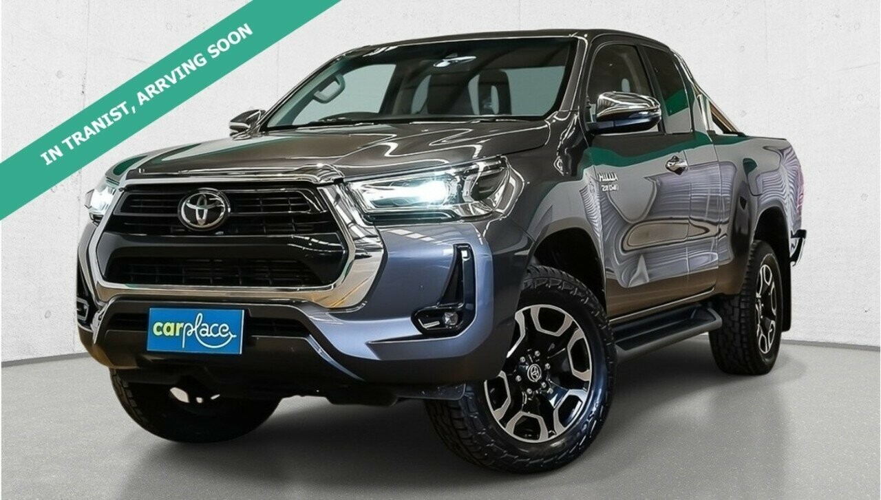 Toyota Hilux image 1