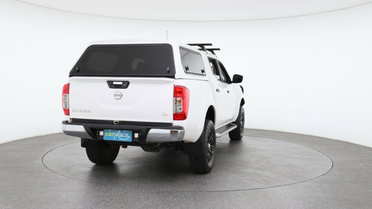 Nissan Navara image 3