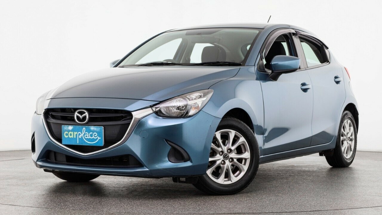 Mazda 2 image 1