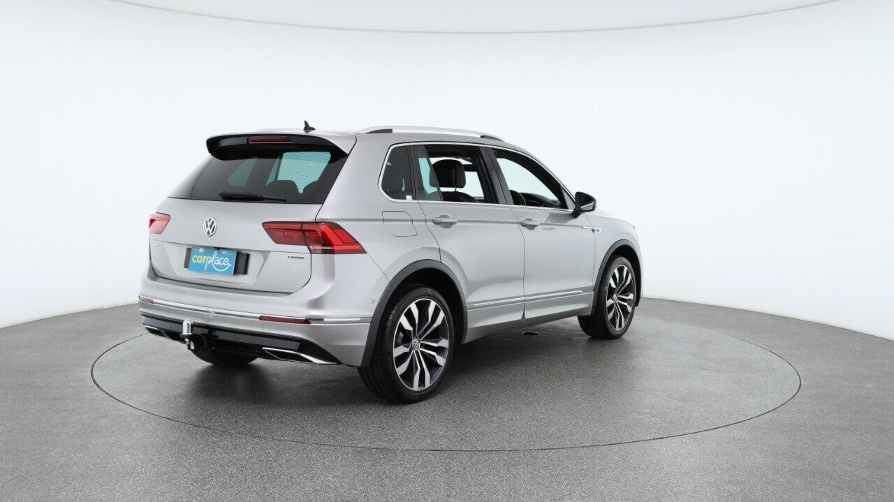 Volkswagen Tiguan image 4