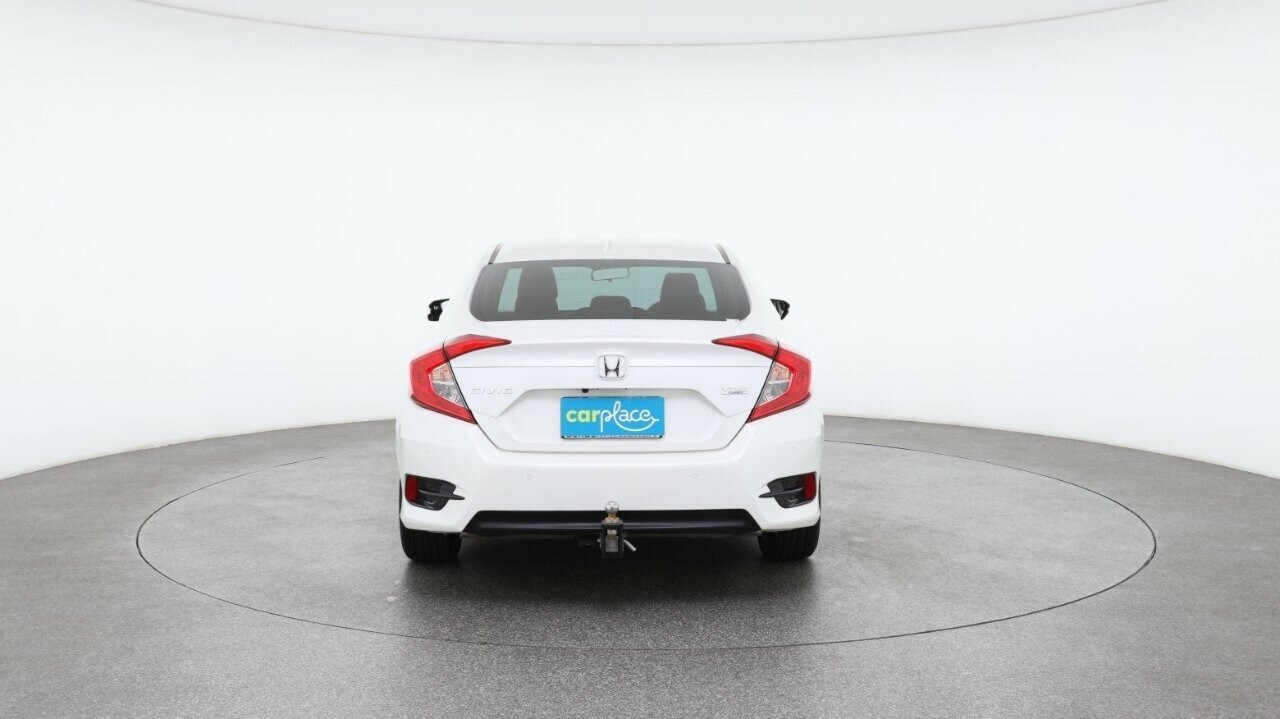 Honda Civic image 2