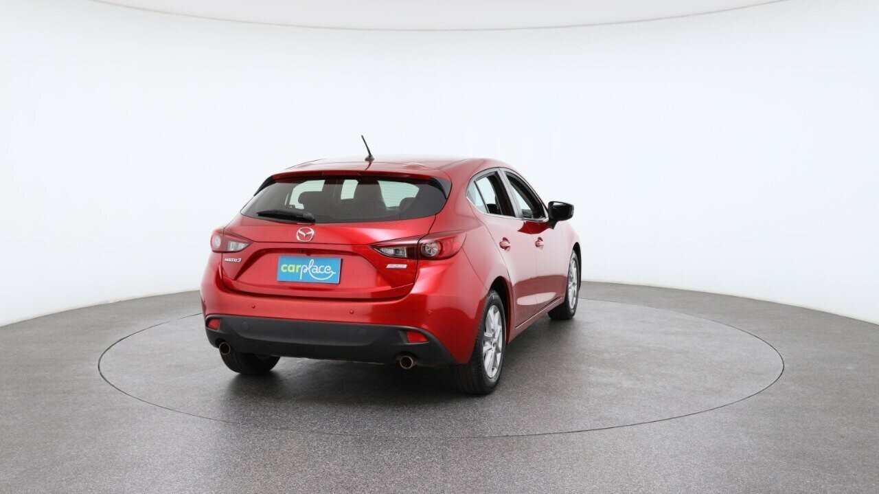 Mazda 3 image 3