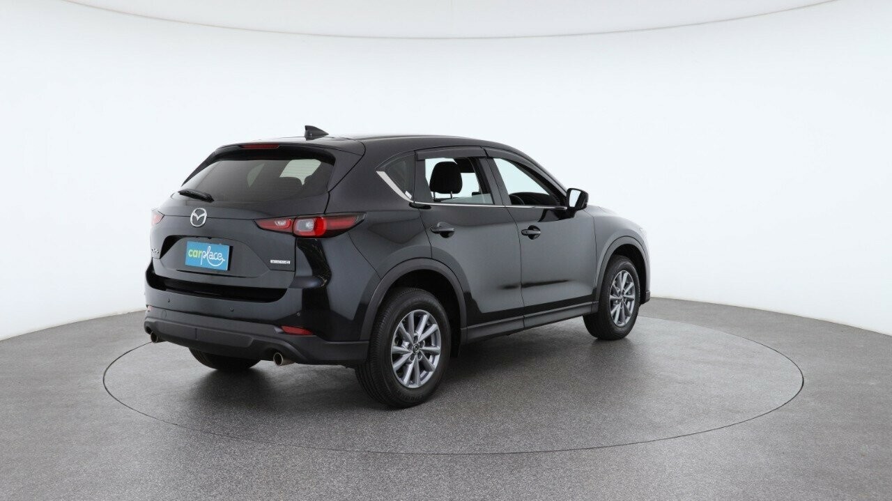 Mazda Cx-5 image 4