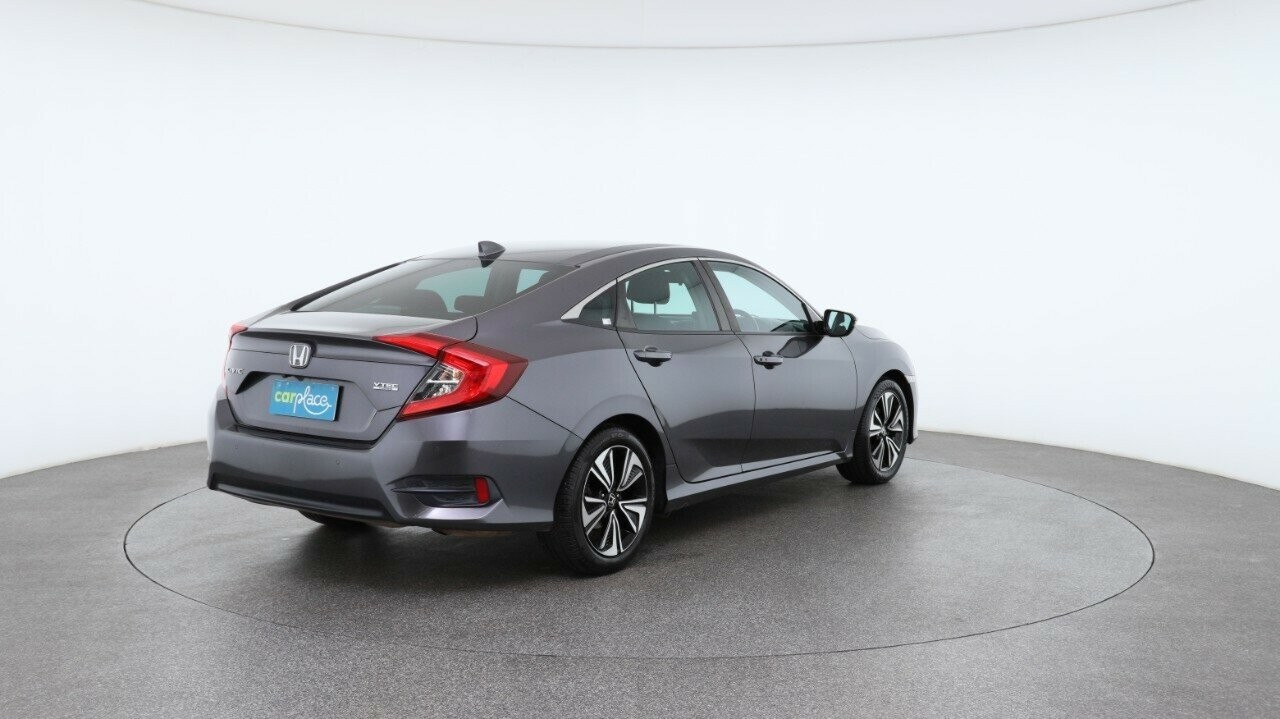 Honda Civic image 4