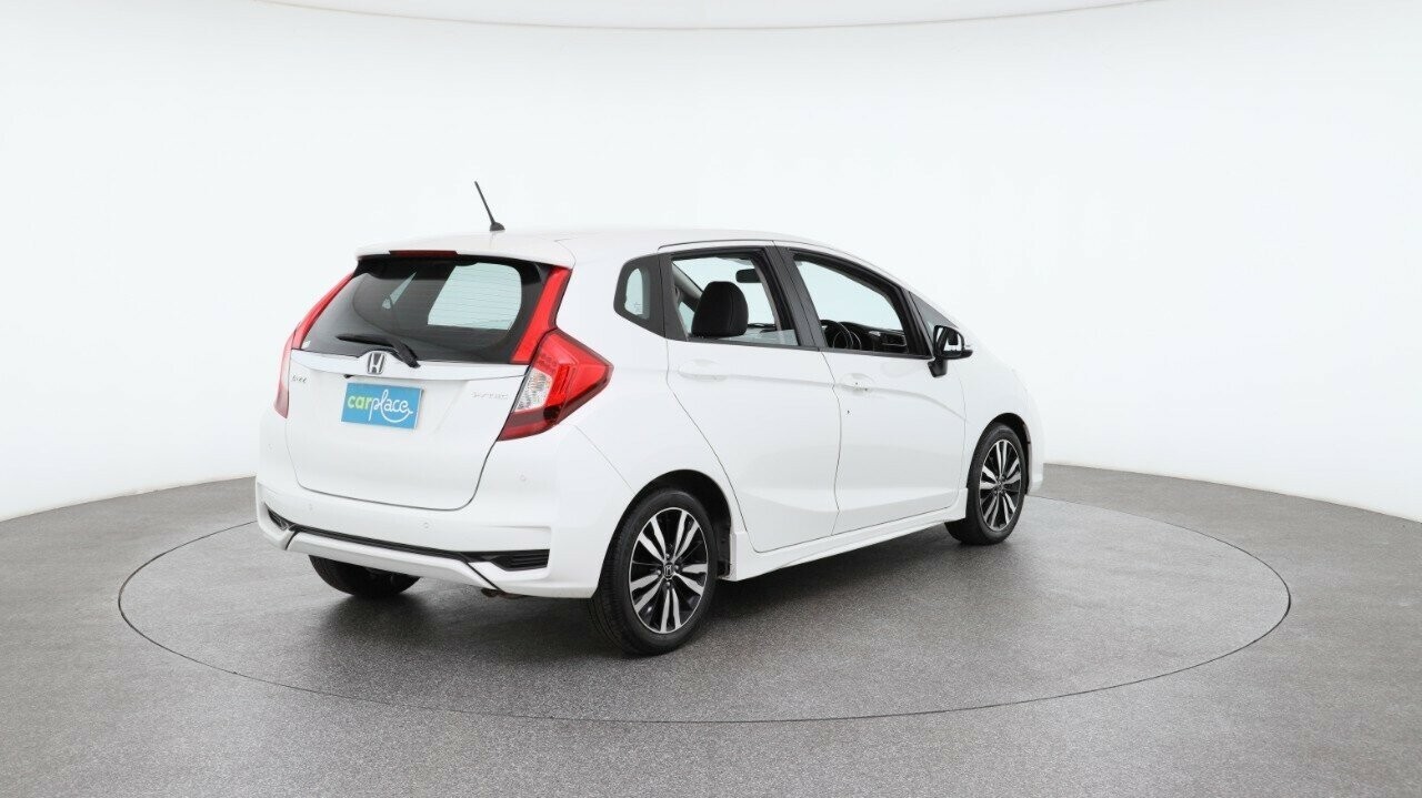 Honda Jazz image 4