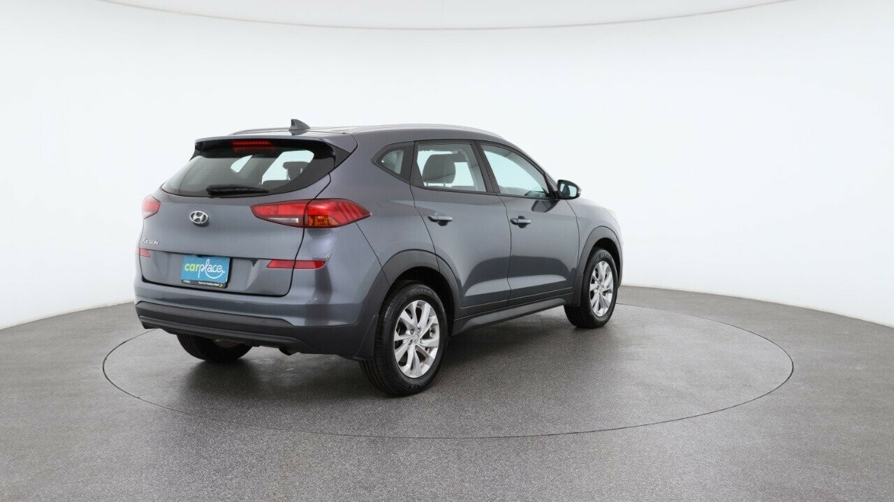 Hyundai Tucson image 4