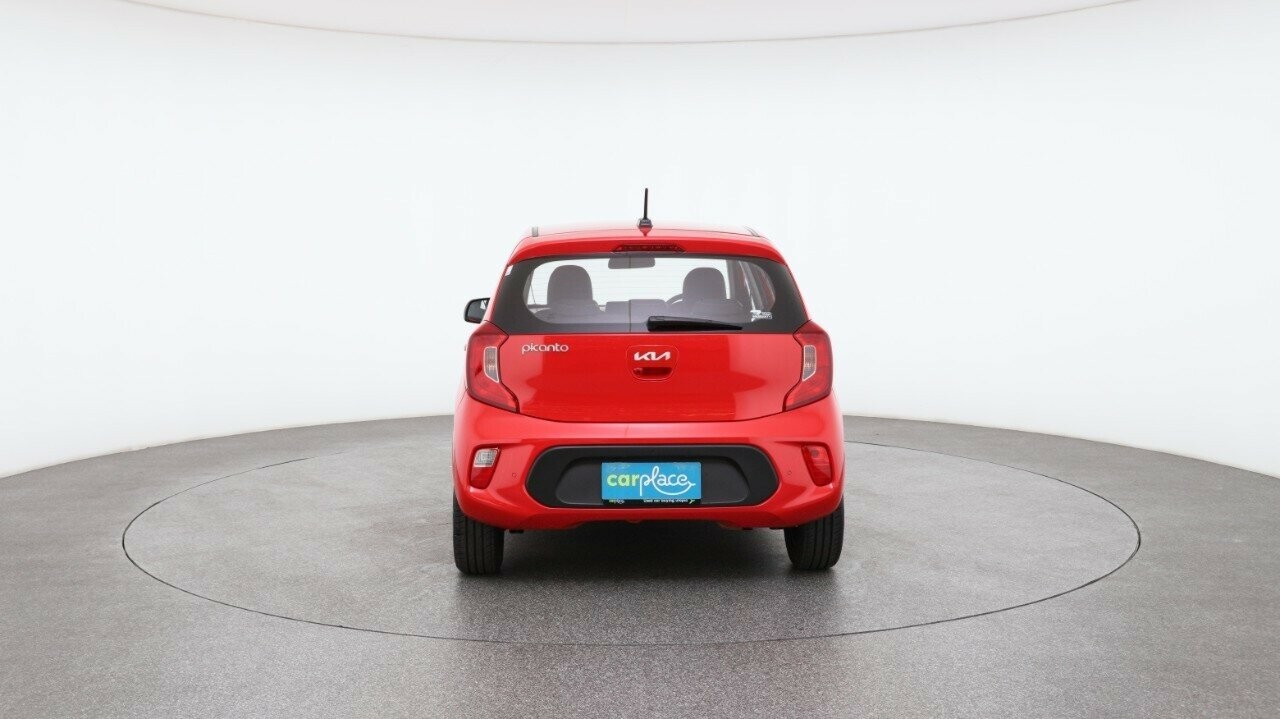 Kia Picanto image 2