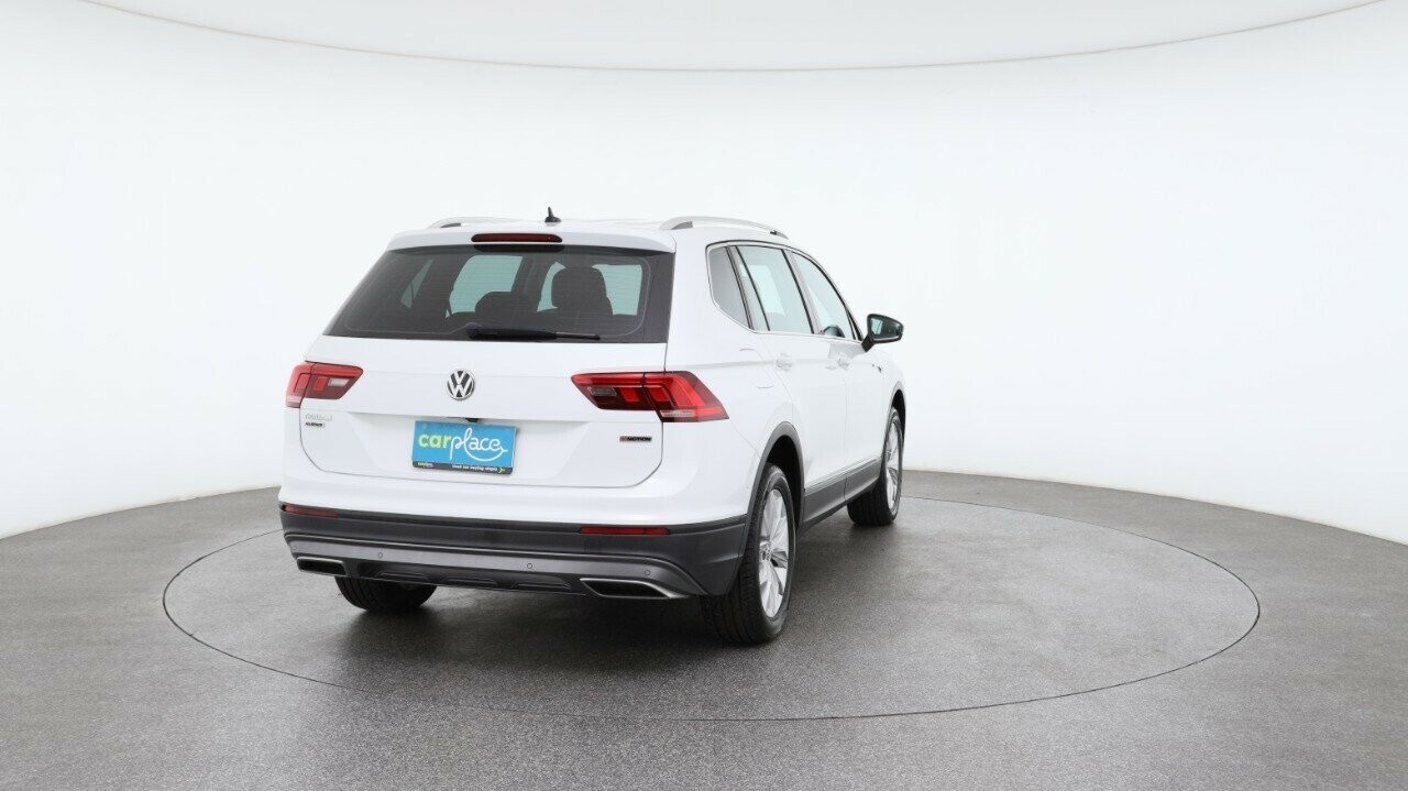 Volkswagen Tiguan image 3