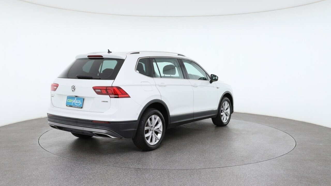 Volkswagen Tiguan image 4