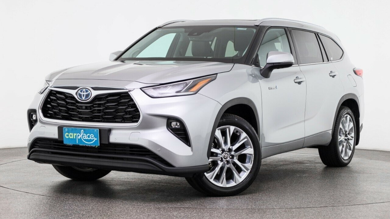 Toyota Kluger image 1