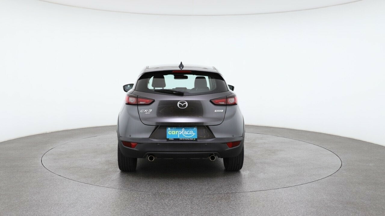 Mazda Cx-3 image 2