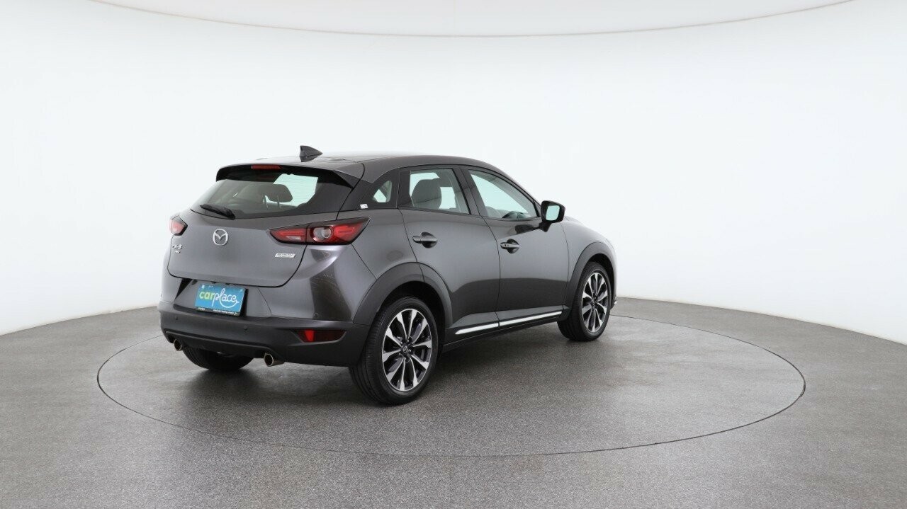 Mazda Cx-3 image 4