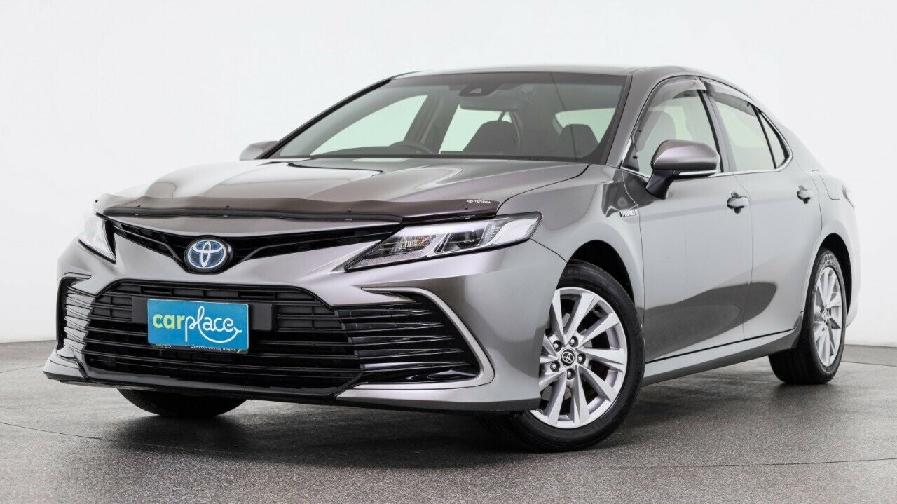 Toyota Camry image 1