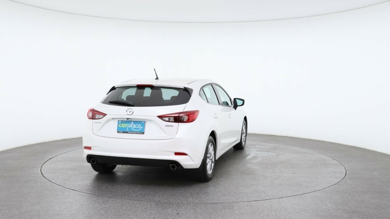 Mazda 3 image 3