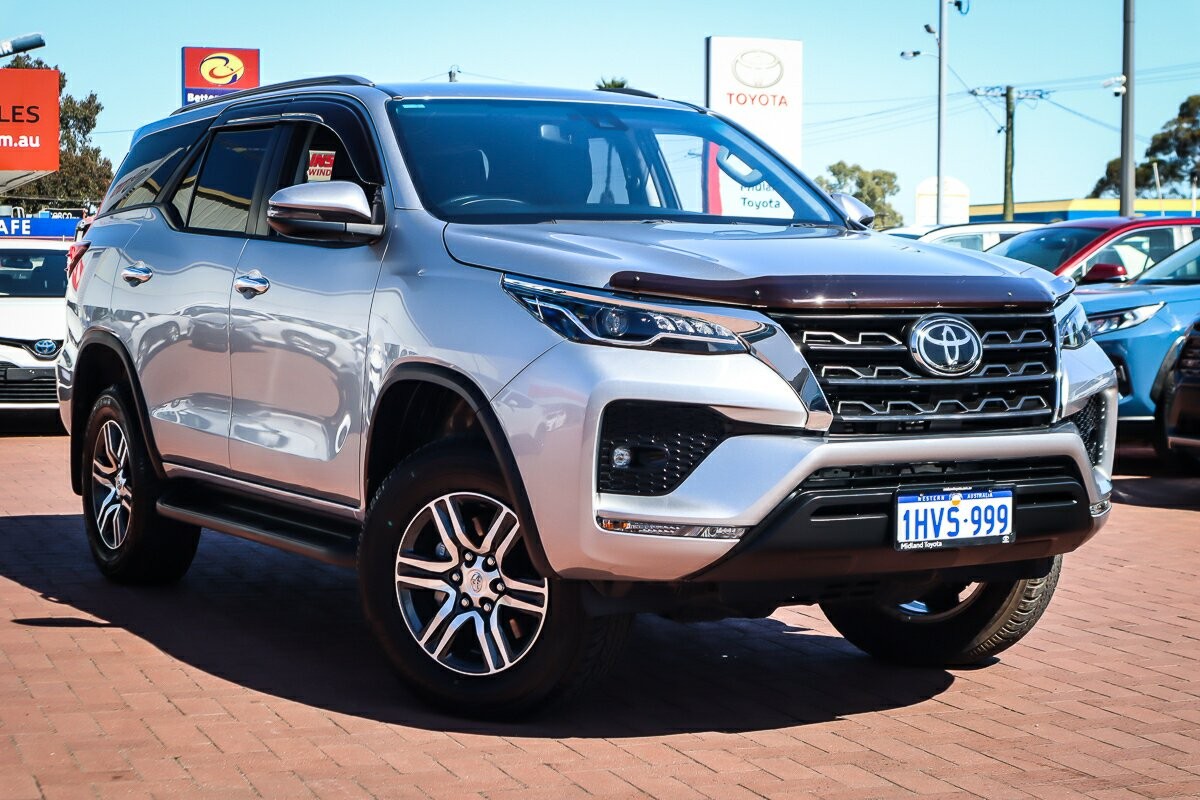 Toyota Fortuner image 1