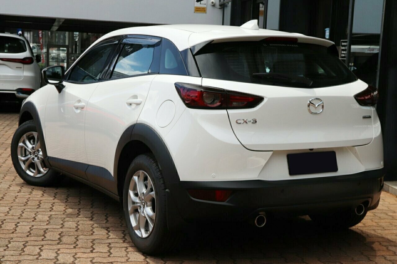 Mazda Cx-3 image 3