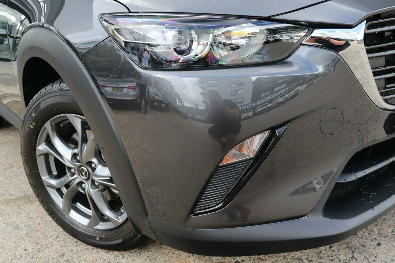 Mazda Cx-3 image 2