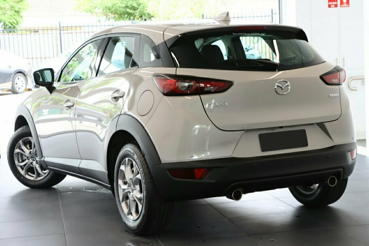 Mazda Cx-3 image 3