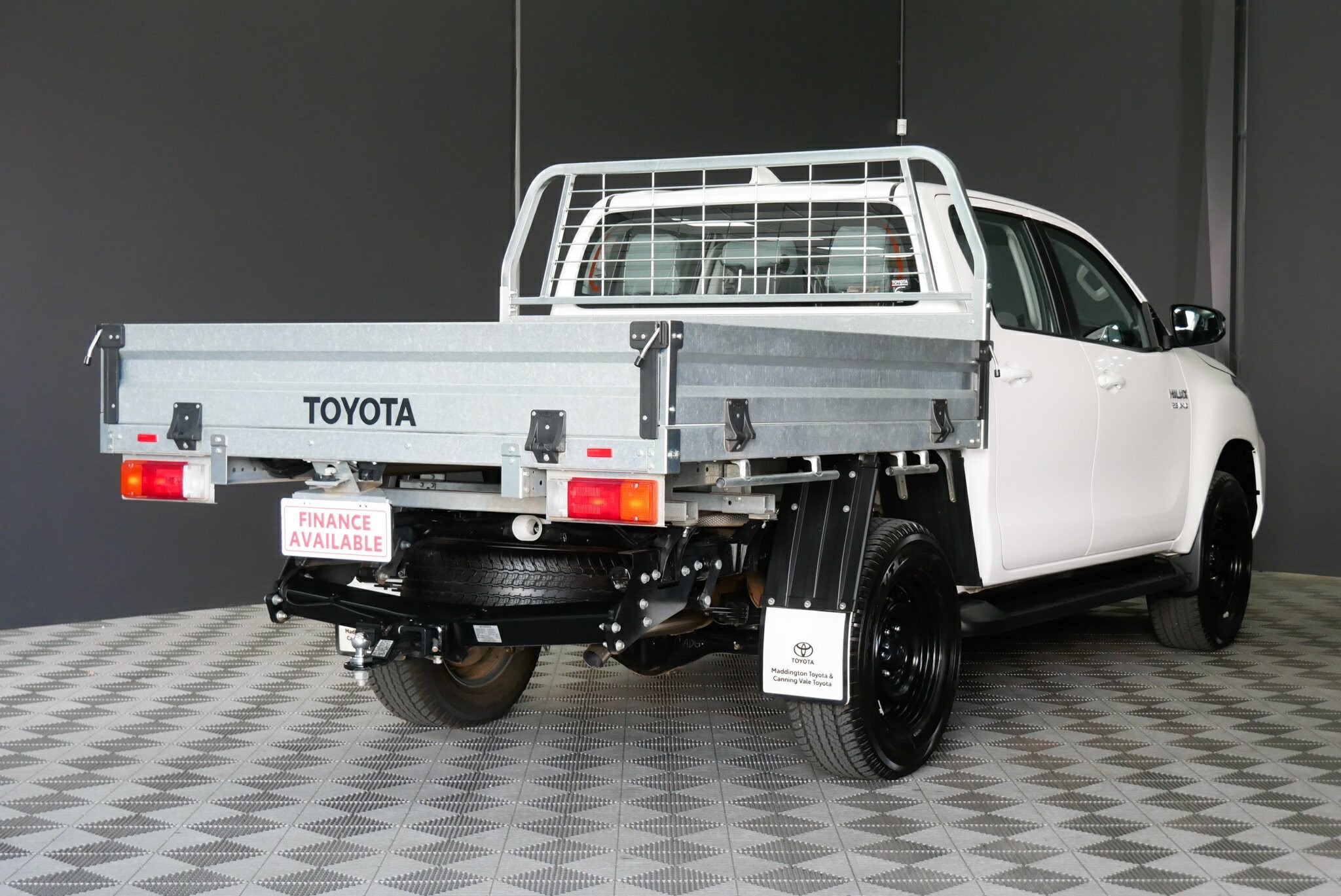 Toyota Hilux image 4