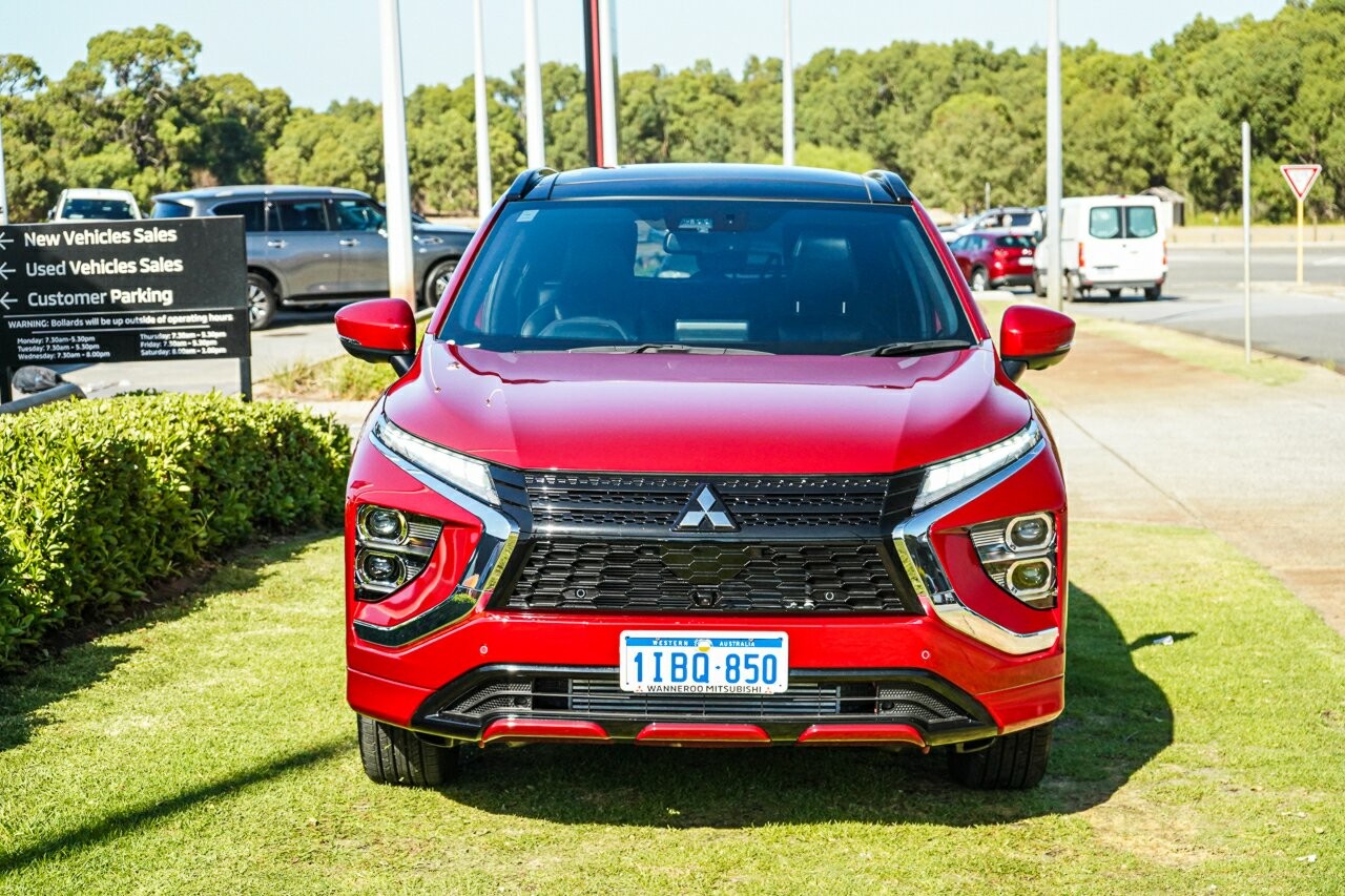 Mitsubishi Eclipse Cross image 2