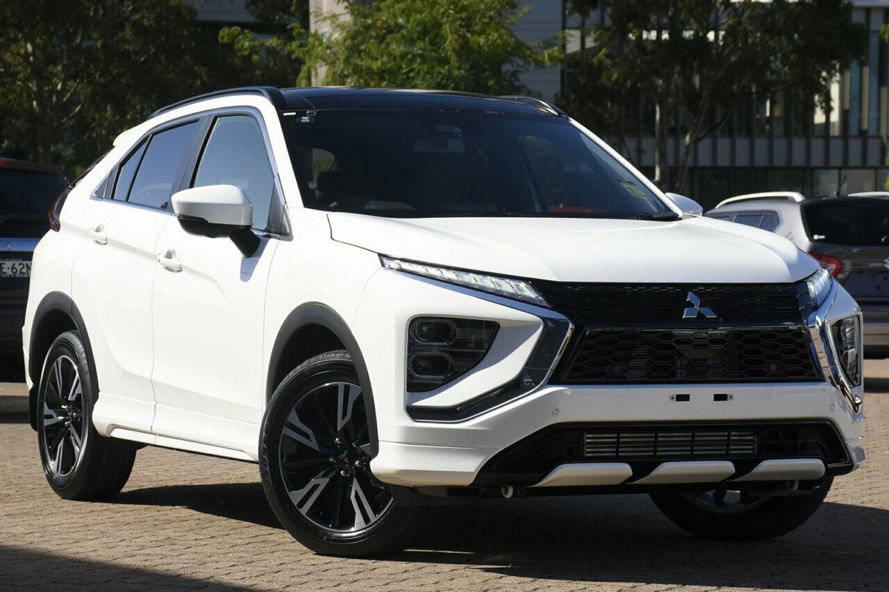 Mitsubishi Eclipse Cross image 1