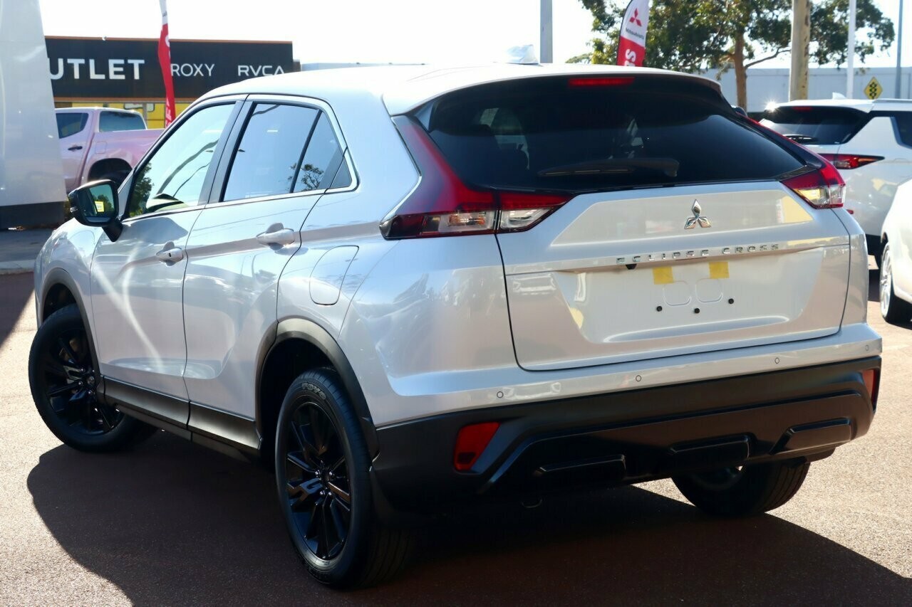 Mitsubishi Eclipse Cross image 3