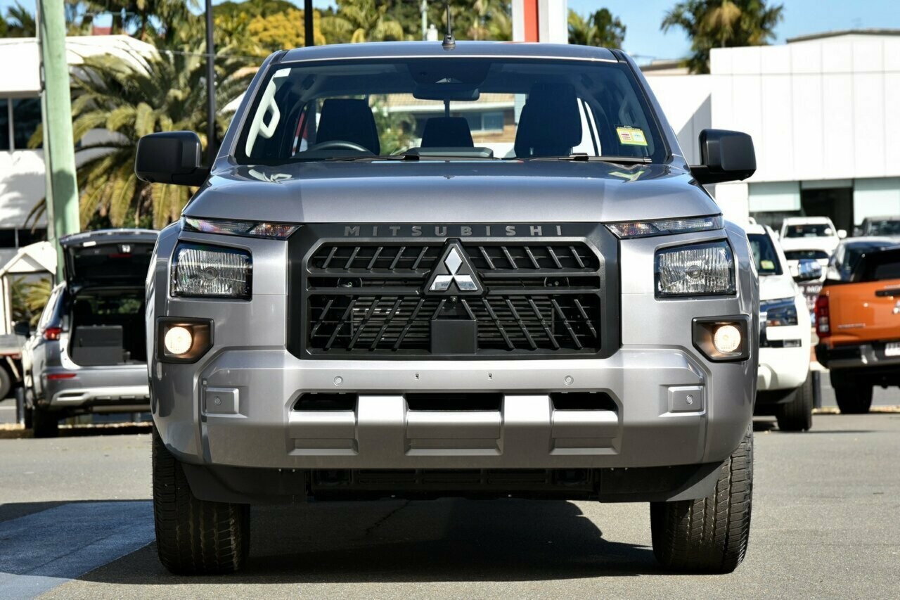 Mitsubishi Triton image 4