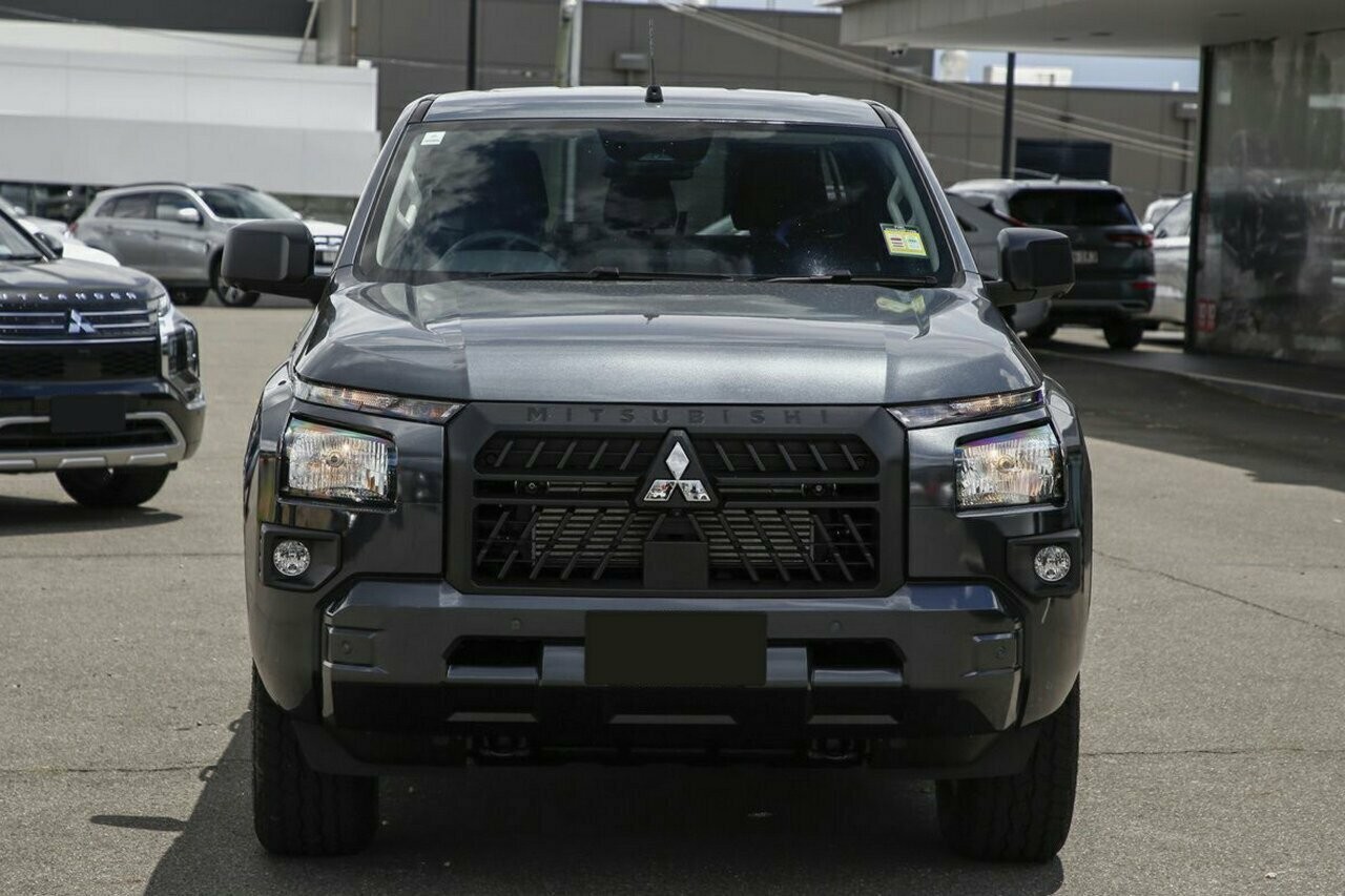 Mitsubishi Triton image 4