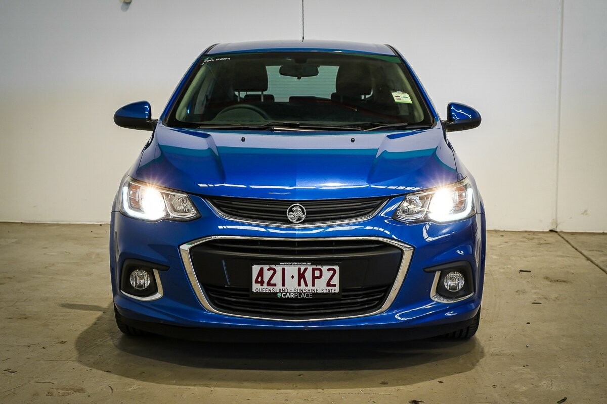 Holden Barina image 3