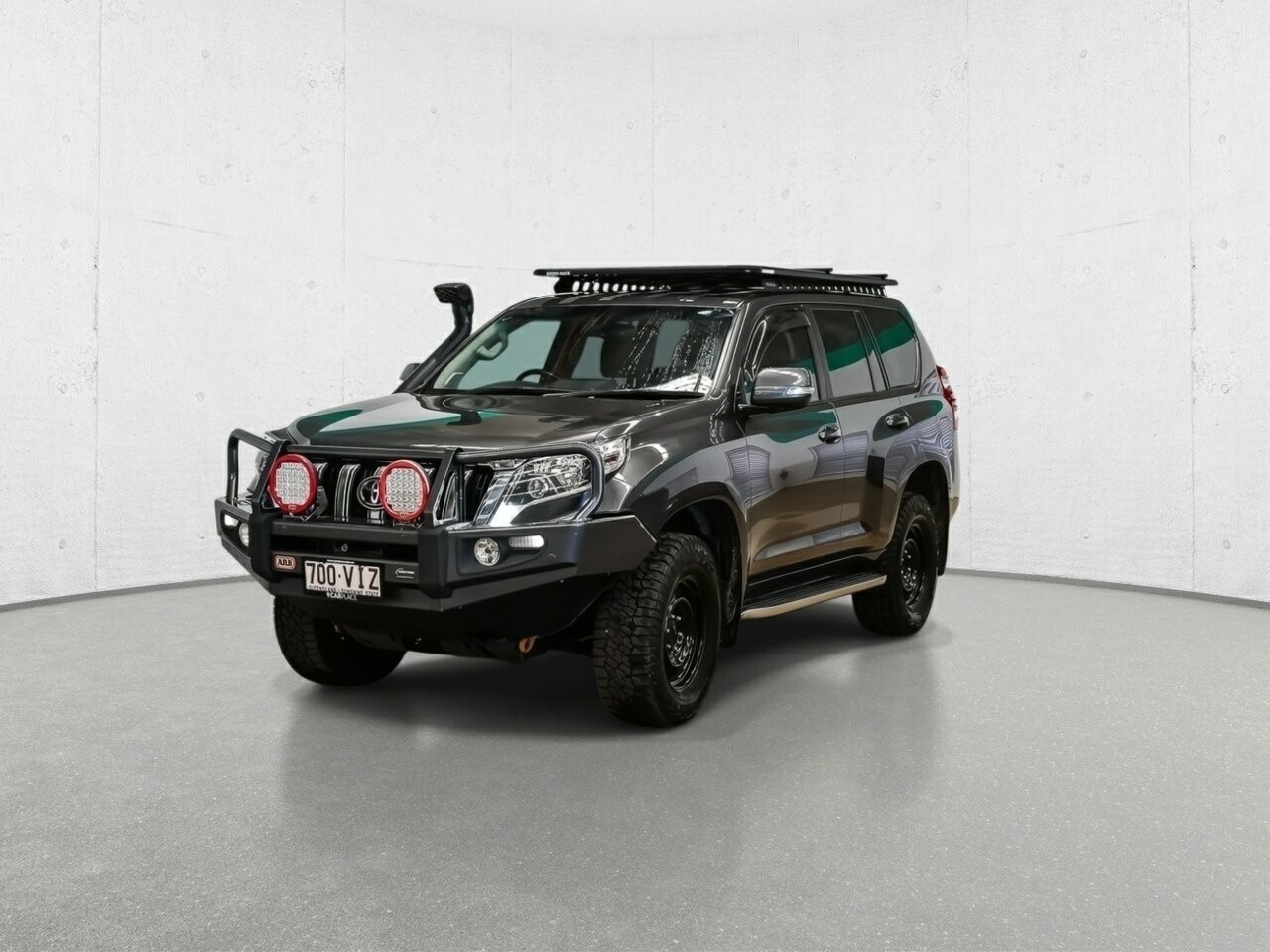 Toyota Landcruiser Prado image 3