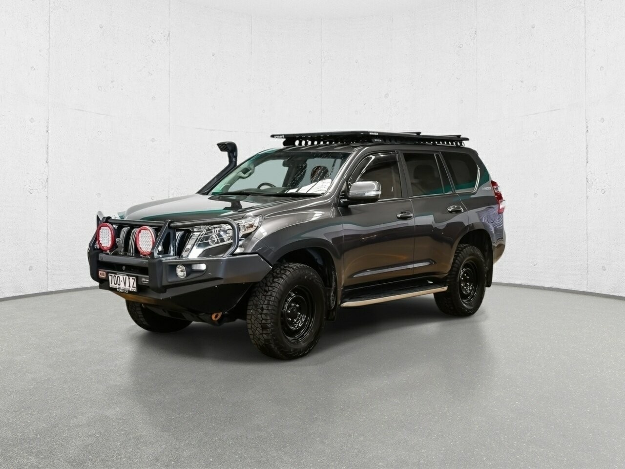 Toyota Landcruiser Prado image 4